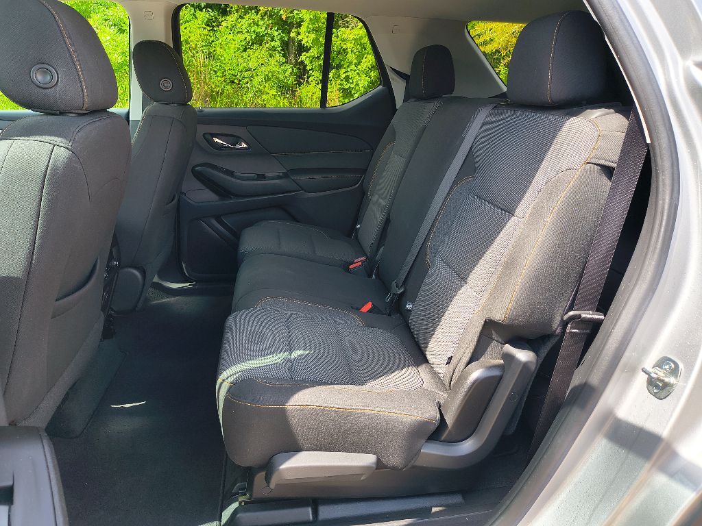 Used 2020 Chevrolet Traverse LS