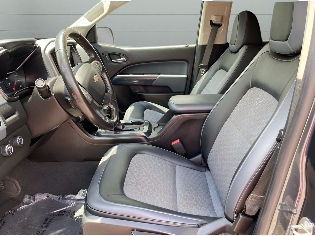 2019 Chevrolet Colorado 4WD Z71 - Shadow Gray Metallic exterior view 10
