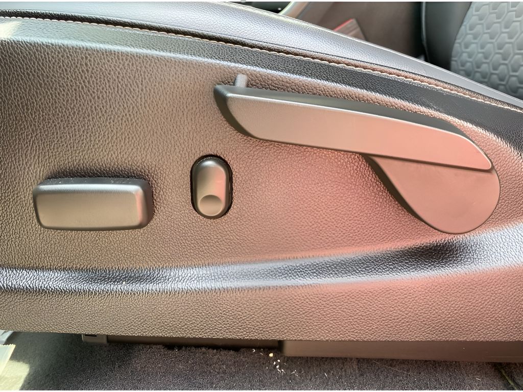 2019 Chevrolet Colorado 4WD Z71 - Shadow Gray Metallic exterior view 18