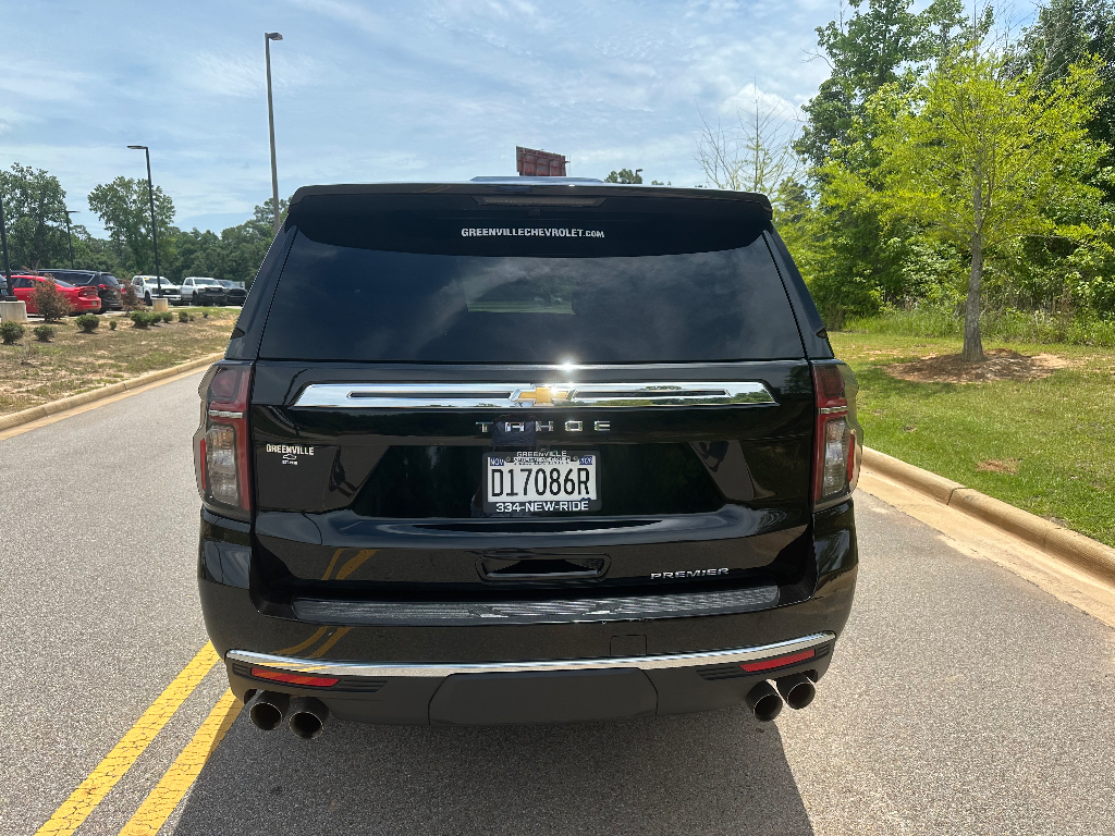 2024 Chevrolet Tahoe Premier - Black exterior view 6