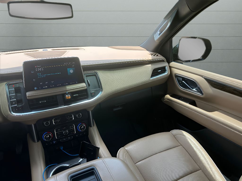 2024 Chevrolet Tahoe Premier - Black exterior view 19