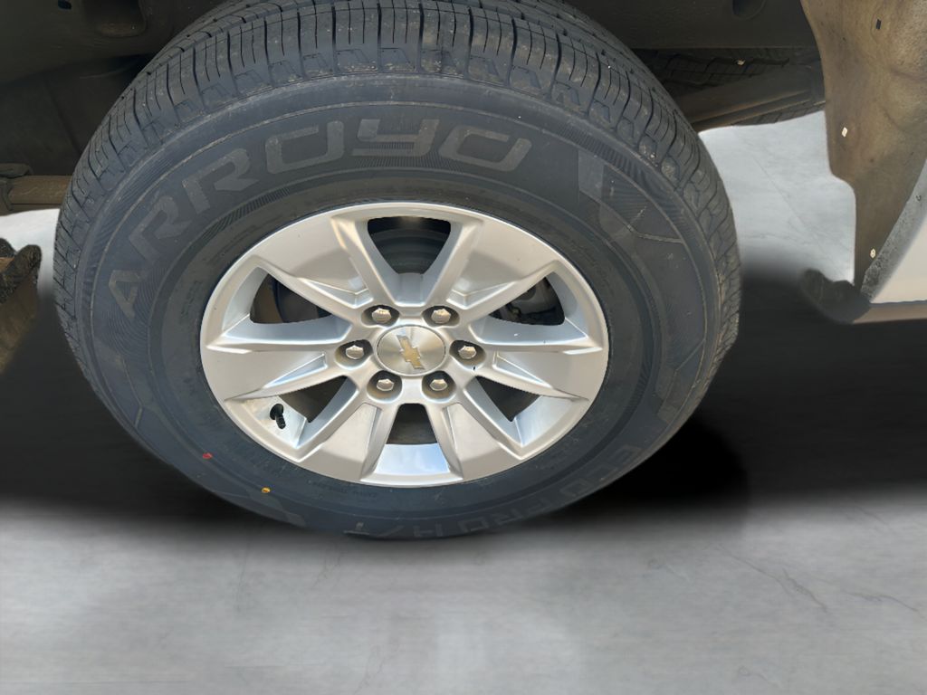 2023 Chevrolet Silverado 1500 - Summit White exterior view 10