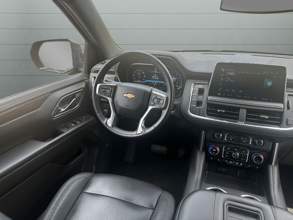 2024 Chevrolet Tahoe LT - Midnight Blue Metallic exterior view 17