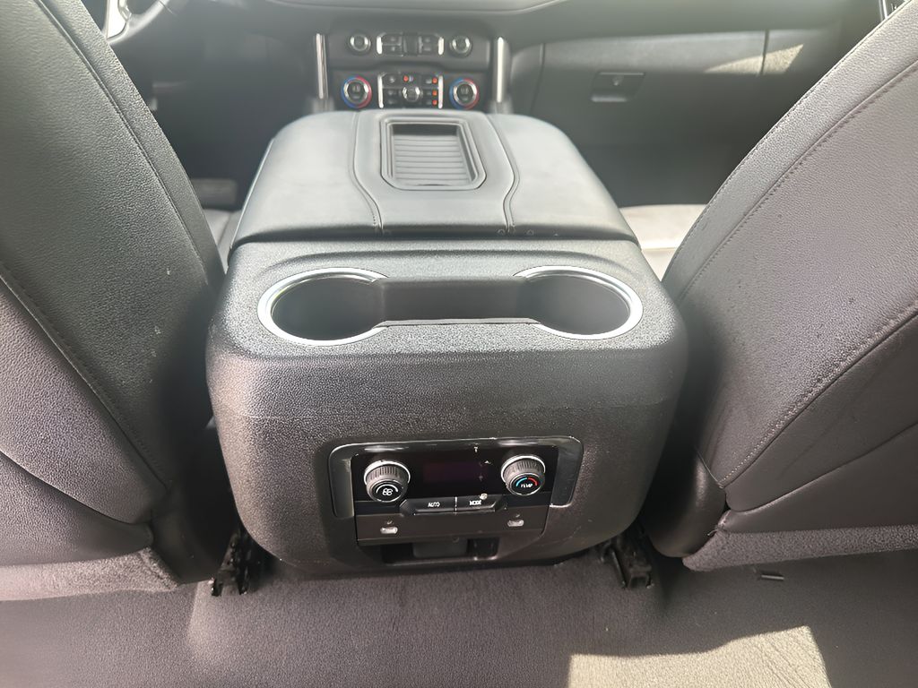 2024 Chevrolet Tahoe LT - Midnight Blue Metallic exterior view 15