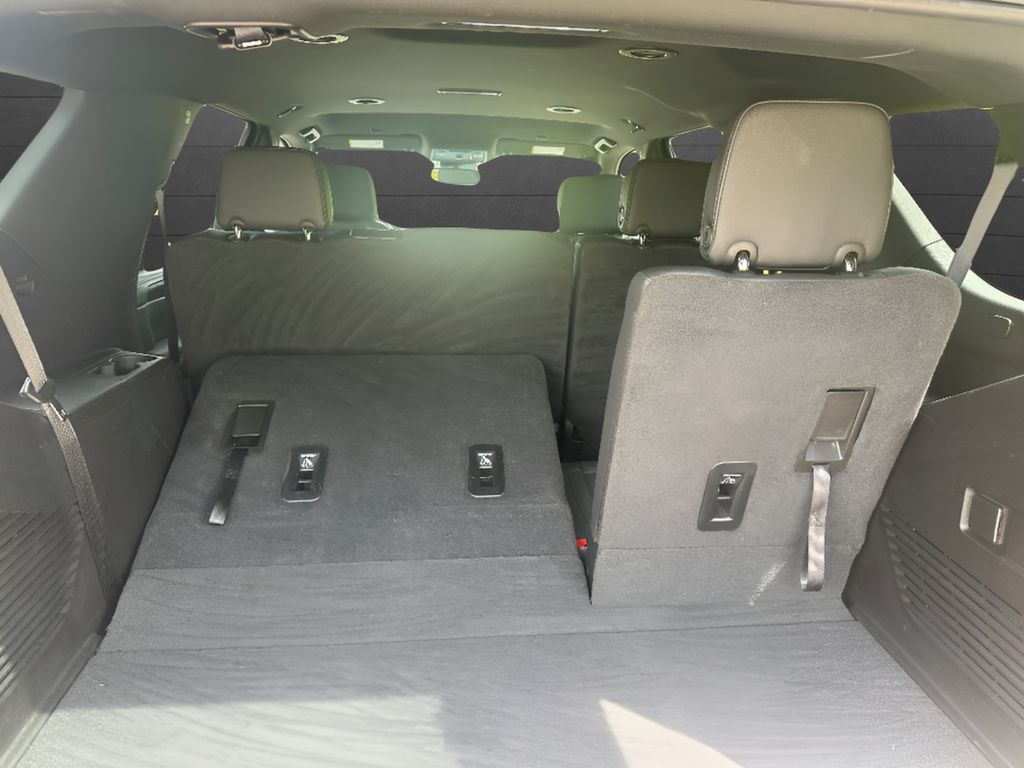 2024 Chevrolet Tahoe LT - Midnight Blue Metallic exterior view 13