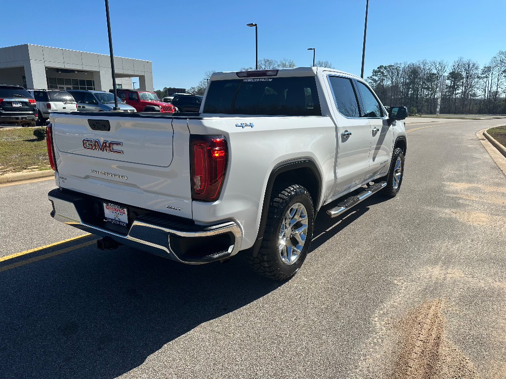2024 GMC Sierra 1500 - Summit White exterior view 5