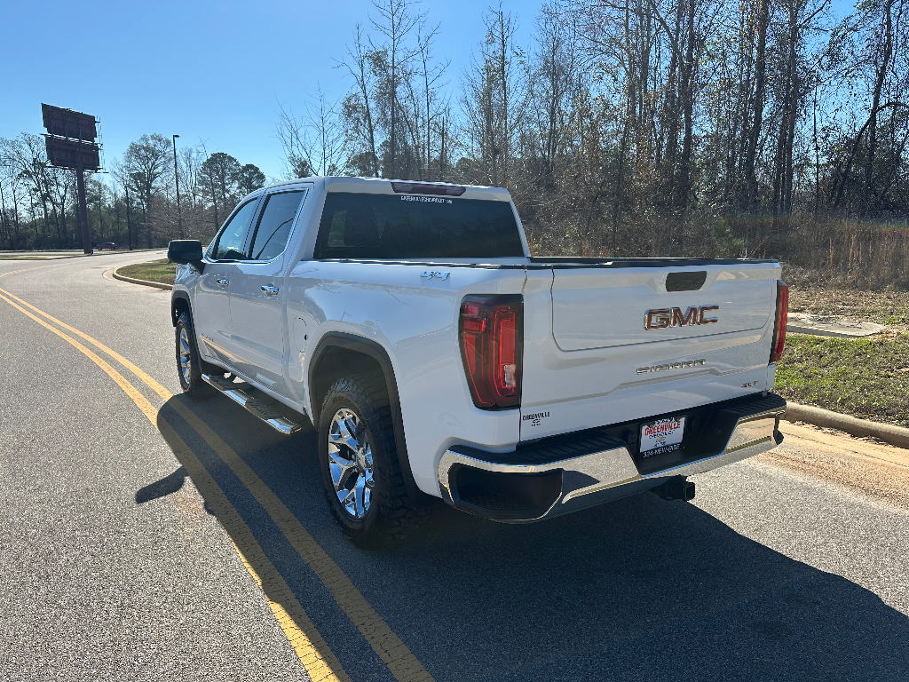 2024 GMC Sierra 1500 - Summit White exterior view 7