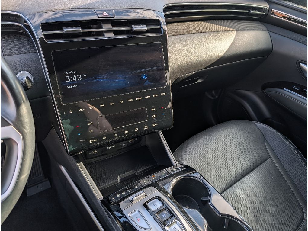 2024 Hyundai Tucson Limited - Hampton Gray exterior view 18