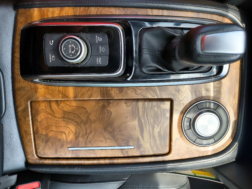 Used 2021 Nissan Armada SL