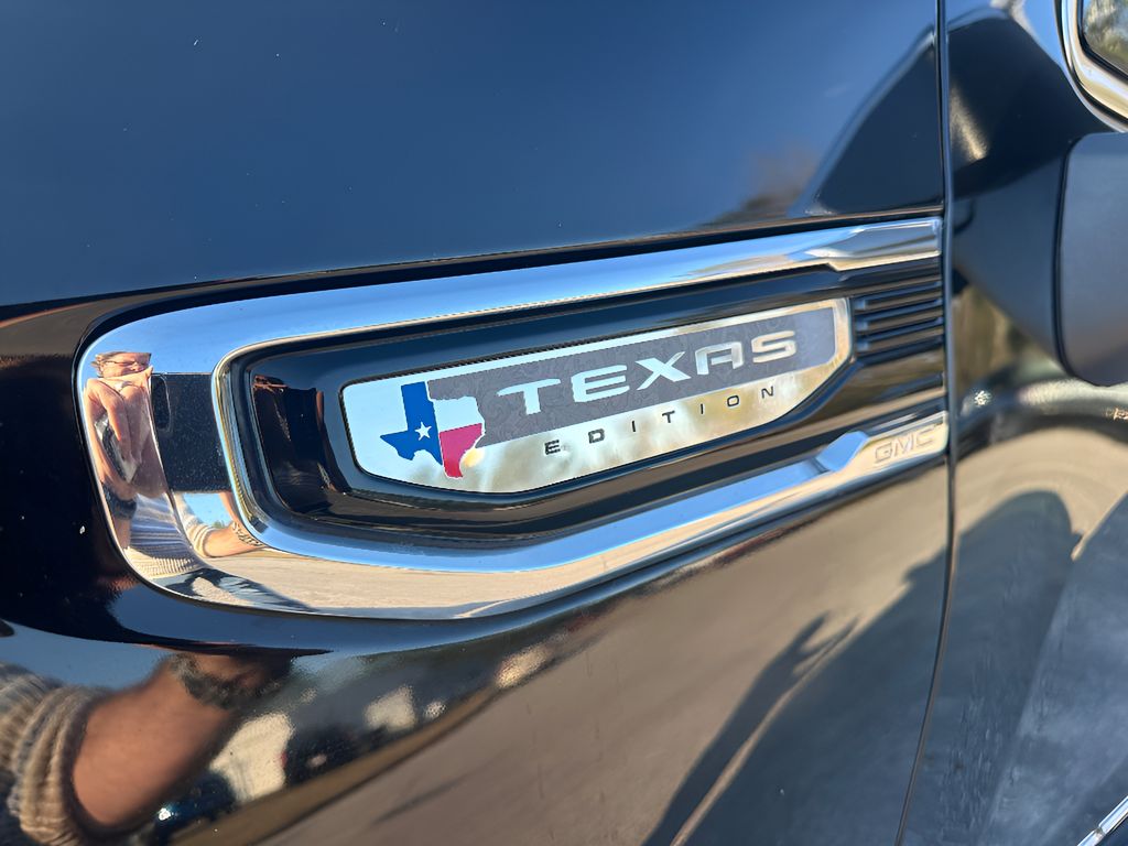 2021 GMC Sierra 1500 - Onyx Black exterior view 11