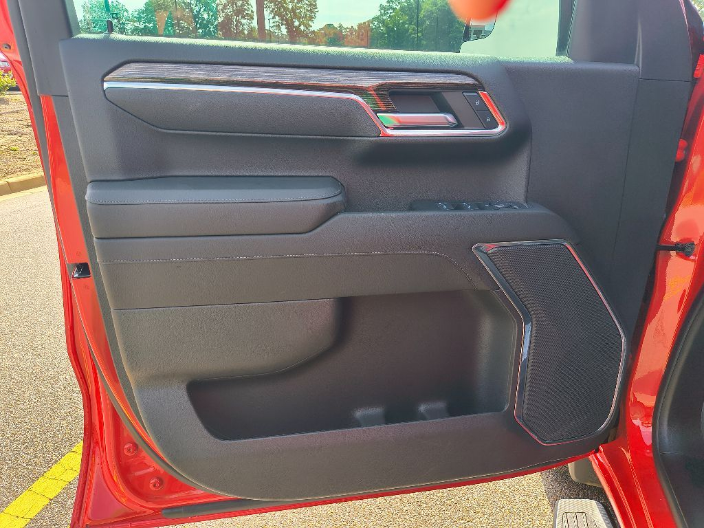 2024 GMC Sierra 1500.0 - Cardinal Red exterior view 17
