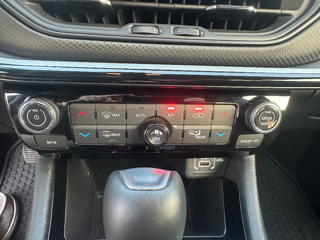 Used 2025 Jeep Compass Trailhawk