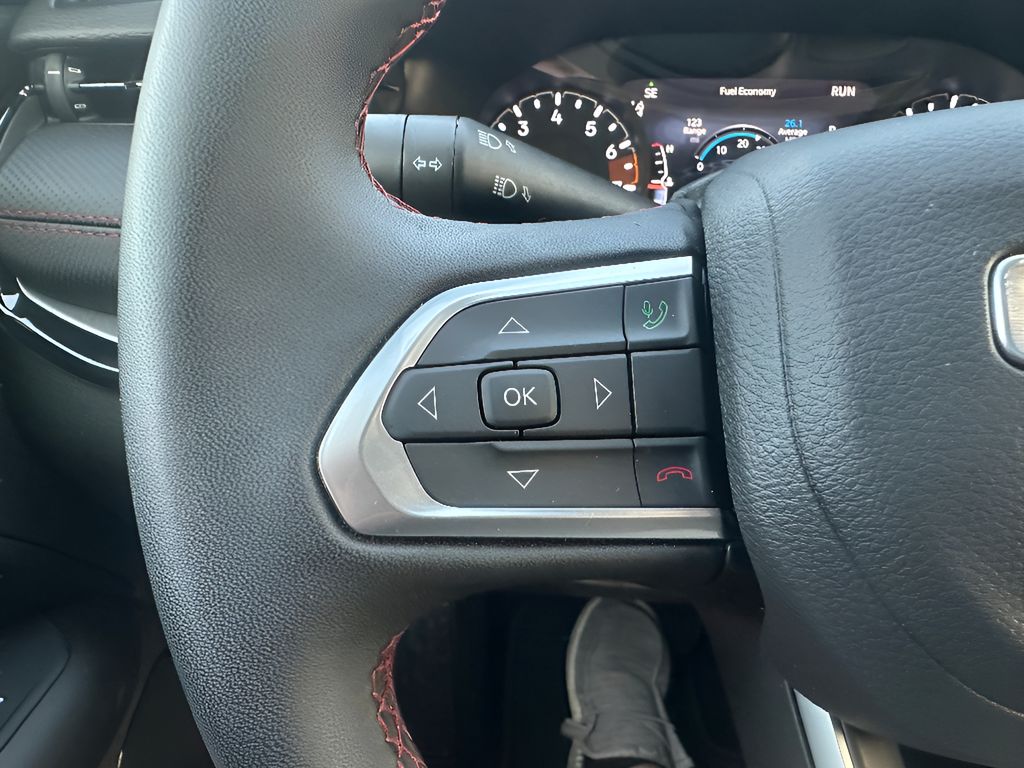 Used 2025 Jeep Compass Trailhawk