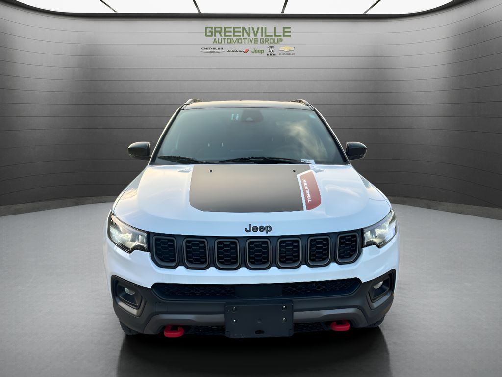 Used 2025 Jeep Compass Trailhawk