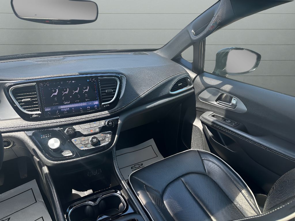2025 Chrysler Pacifica Limited - Ceramic Gray Clearcoat exterior view 20