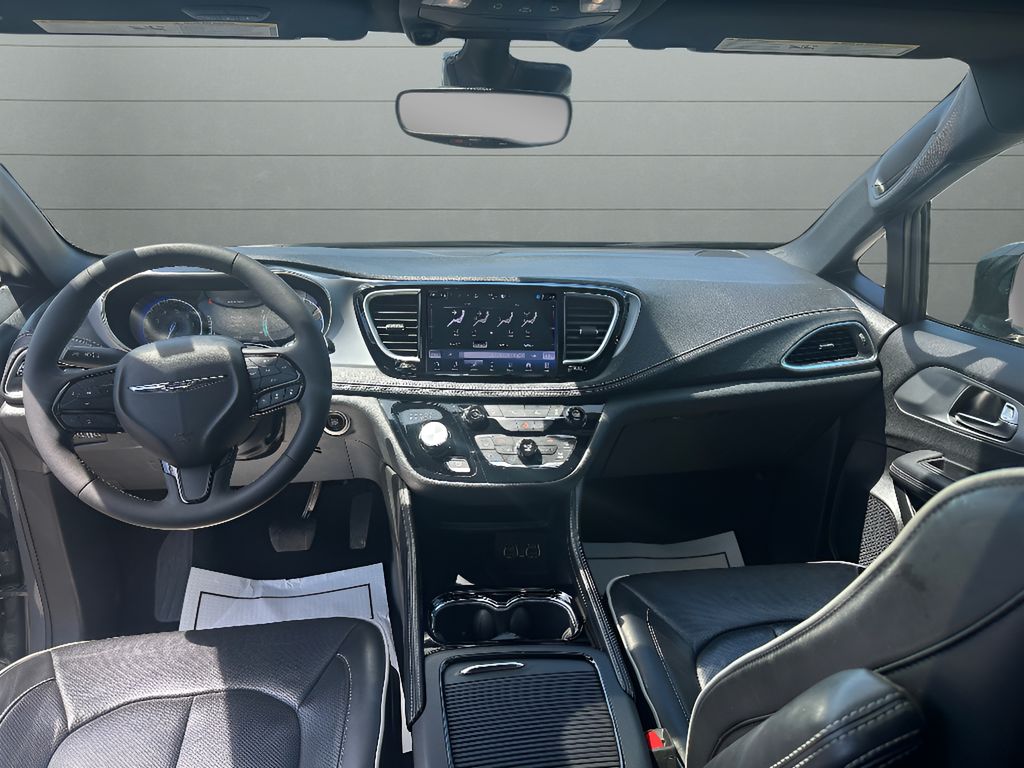 2025 Chrysler Pacifica Limited - Ceramic Gray Clearcoat exterior view 18