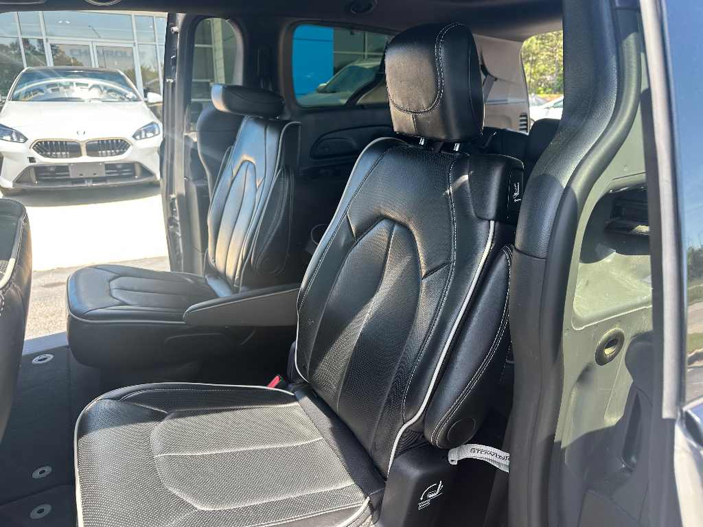 2025 Chrysler Pacifica Limited - Ceramic Gray Clearcoat exterior view 6