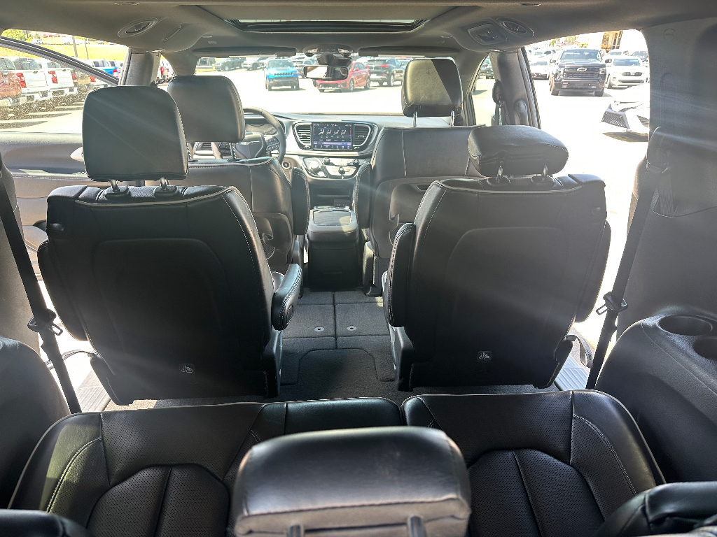 2025 Chrysler Pacifica Limited - Ceramic Gray Clearcoat exterior view 8