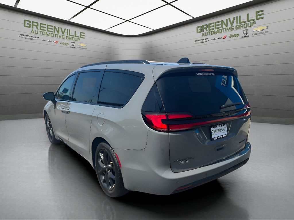 2025 Chrysler Pacifica Limited - Ceramic Gray Clearcoat exterior view 4
