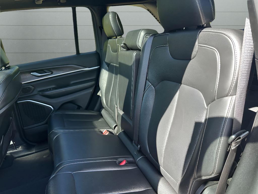 2024 Jeep Grand Cherokee 4xe 4xe - Midnight Sky exterior view 15