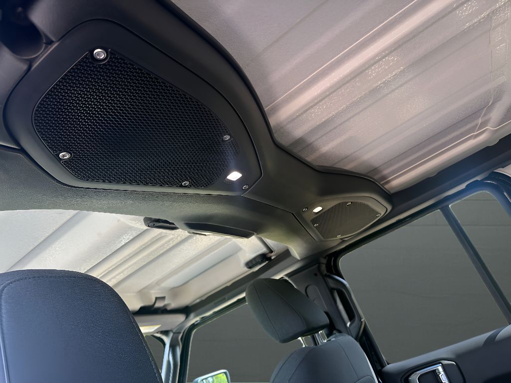 2025 Jeep Wrangler Sahara - Black Clearcoat exterior view 18