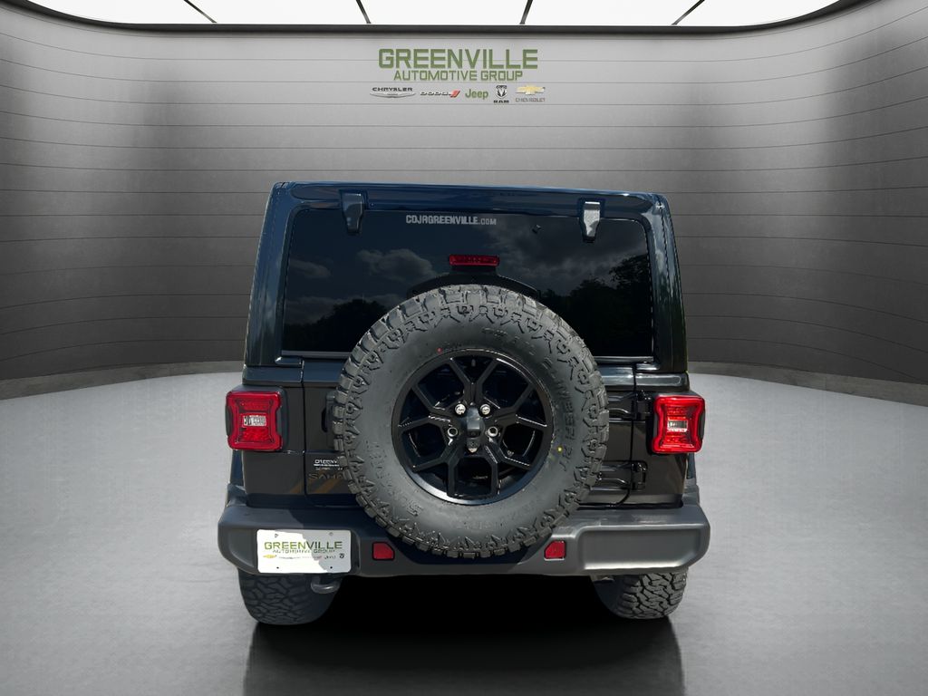 2025 Jeep Wrangler Sahara - Black Clearcoat exterior view 6