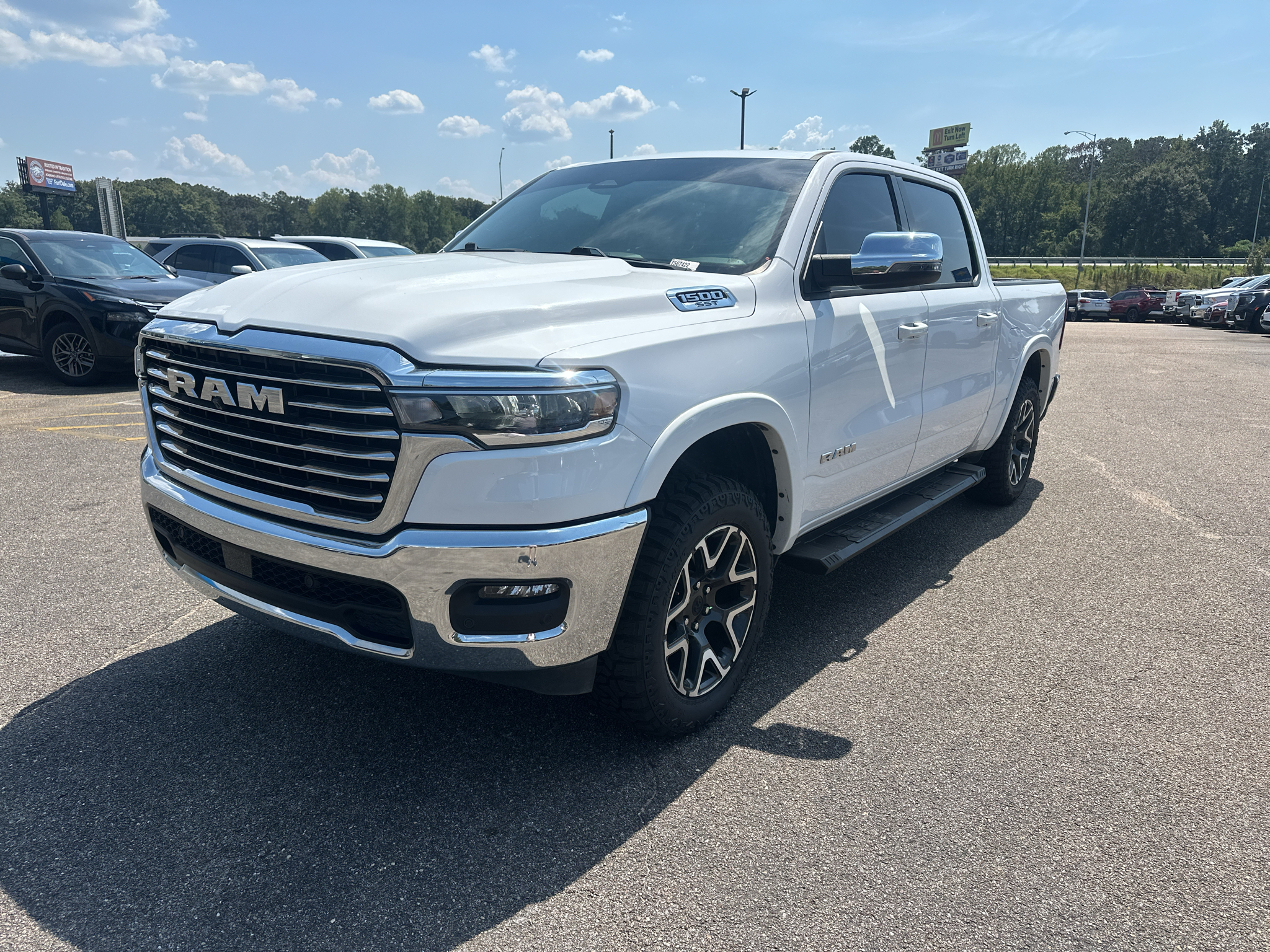 2025 RAM 1500 Pickup Laramie
