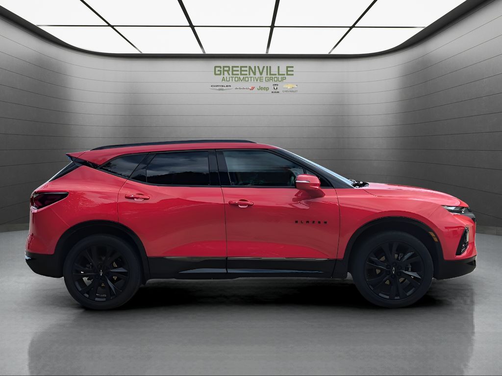 2021 Chevrolet Blazer RS - Red Hot exterior view 6
