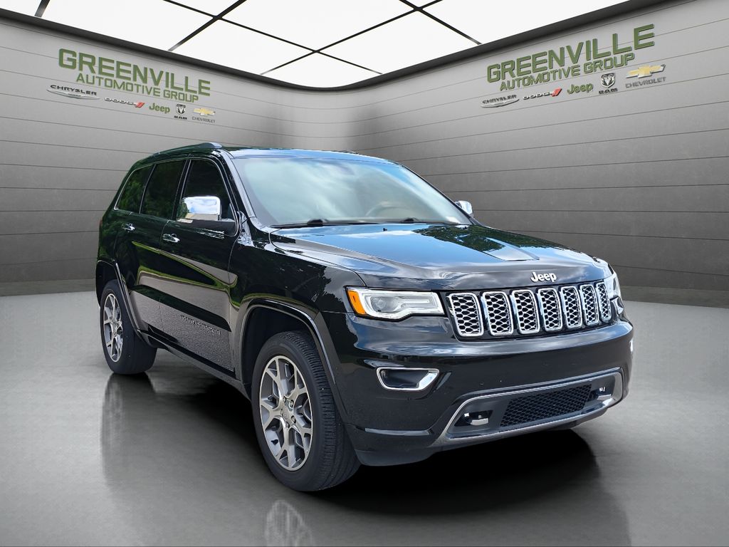 2021 Jeep Grand Cherokee Overland - Diamond Black Crystal Pearlcoat exterior view 7