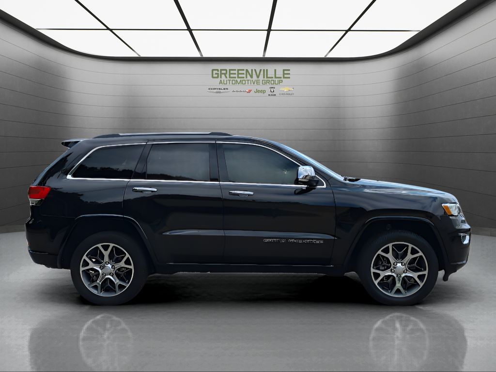 2021 Jeep Grand Cherokee Overland - Diamond Black Crystal Pearlcoat exterior view 6