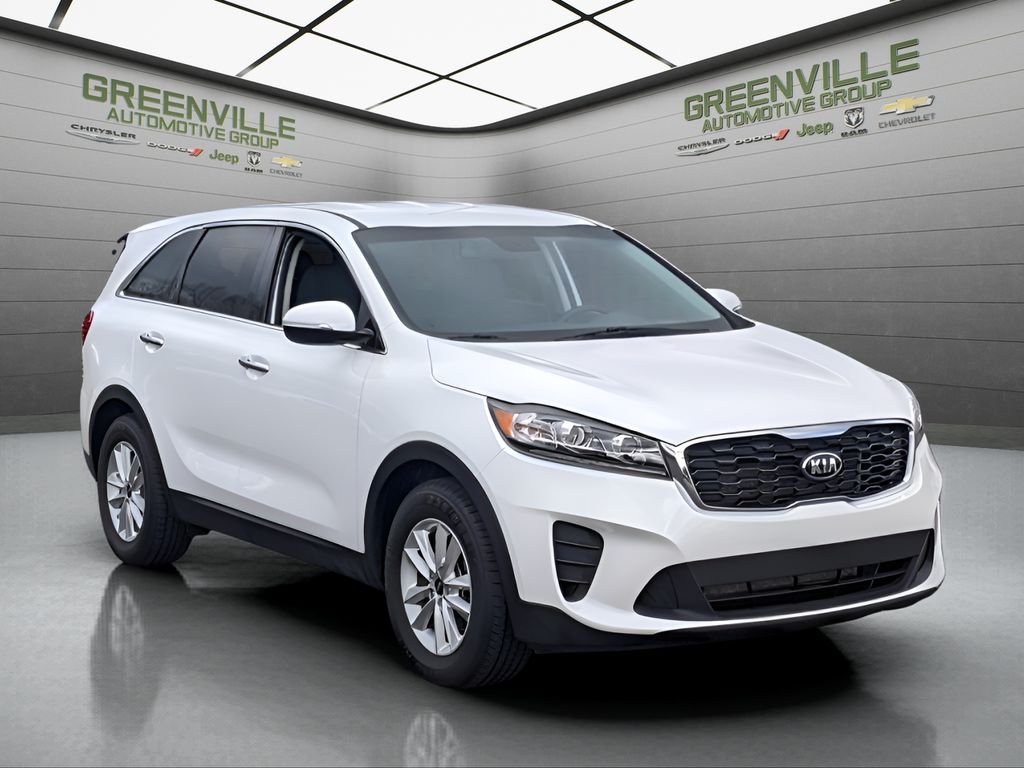 2020 Kia Sorento LX V6 - Snow White Pearl exterior view 7