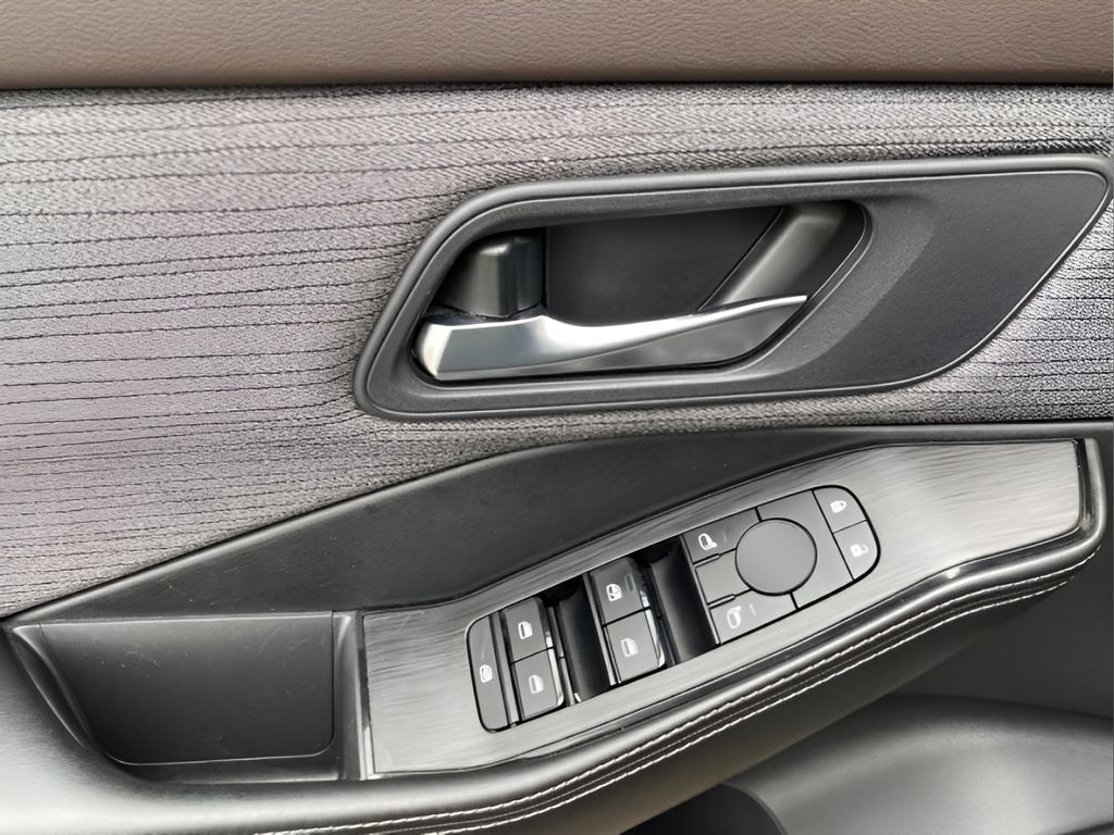 2021 Nissan Rogue SV - Gun Metallic exterior view 18