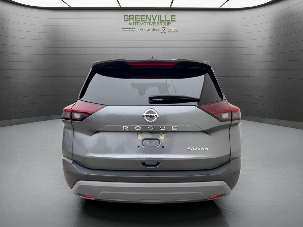 2021 Nissan Rogue SV - Gun Metallic exterior view 4