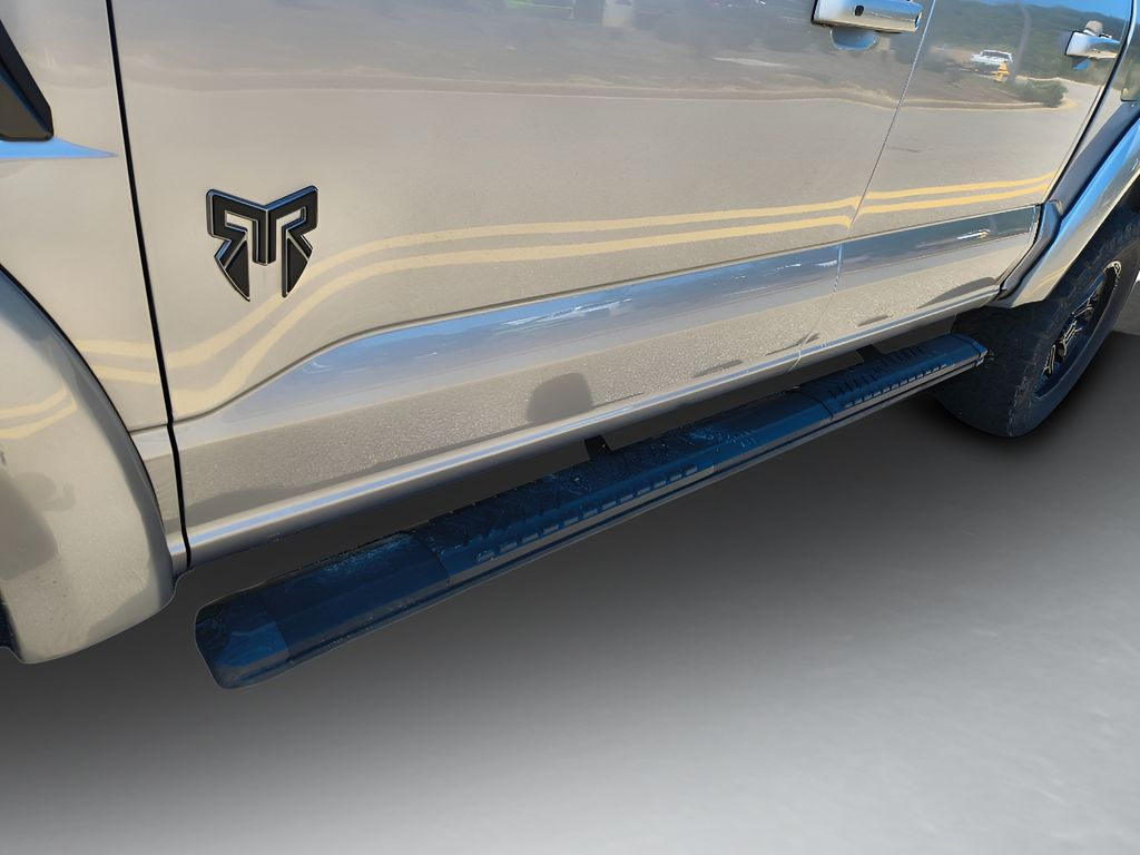 2022 Ford F-150 XLT SPORT ROCKY RIDGE FX4 - Iconic Silver Metallic exterior view 10
