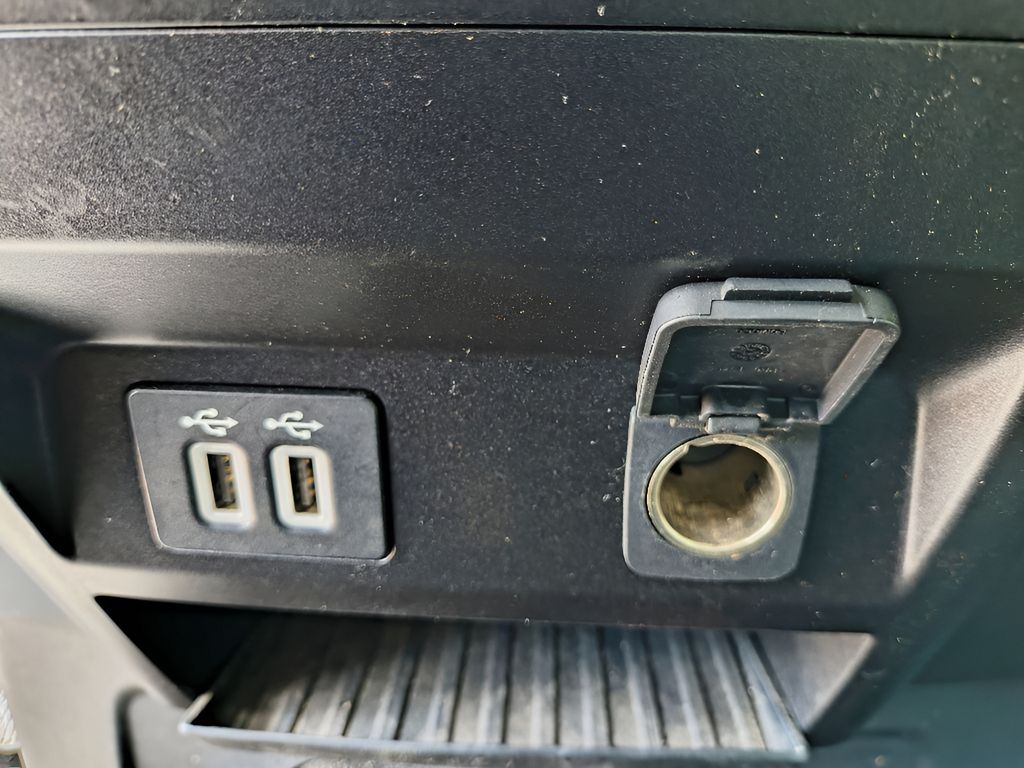 2020 Ford F-150 XLT SuperCrew 4x2 - Rapid Red Metallic Tinted Clearcoat exterior view 19