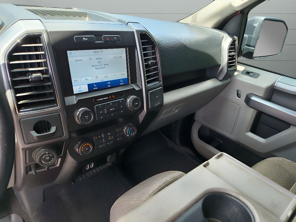 2020 Ford F-150 XLT SuperCrew 4x2 - Rapid Red Metallic Tinted Clearcoat exterior view 18