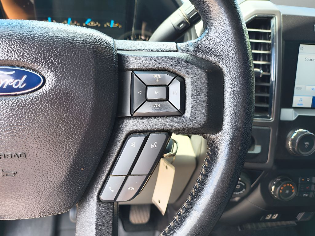 2020 Ford F-150 XLT SuperCrew 4x2 - Rapid Red Metallic Tinted Clearcoat exterior view 16