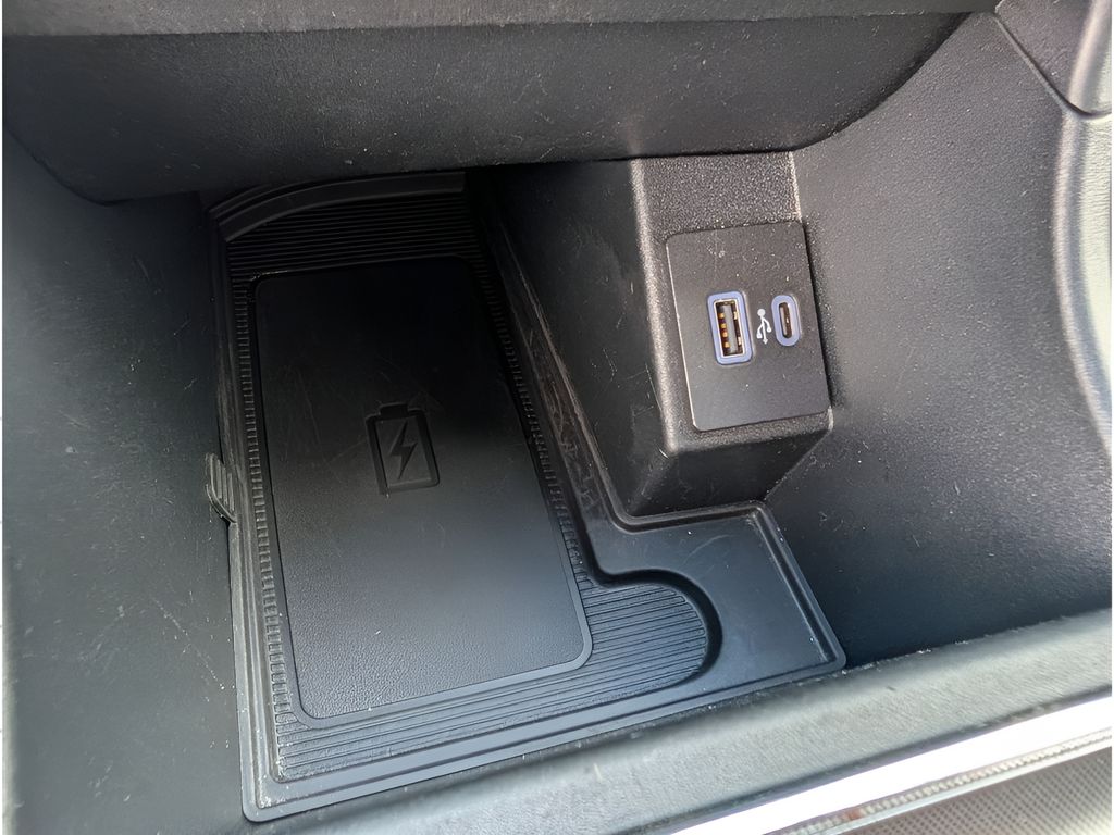 Used 2024 Ford Edge Titanium
