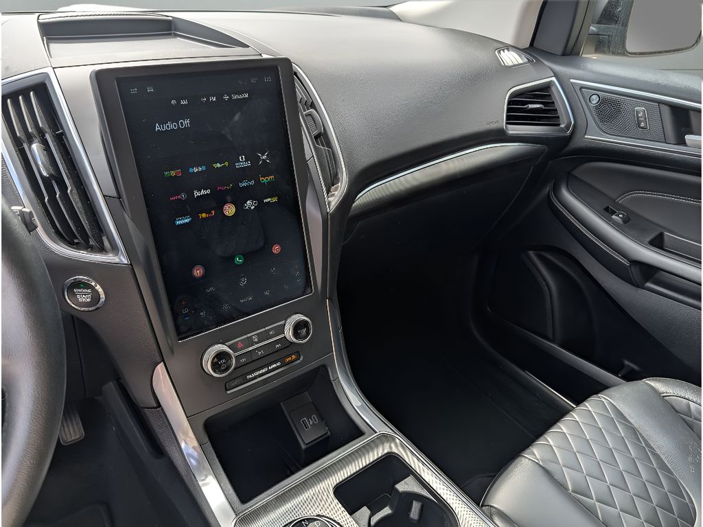 Used 2024 Ford Edge Titanium