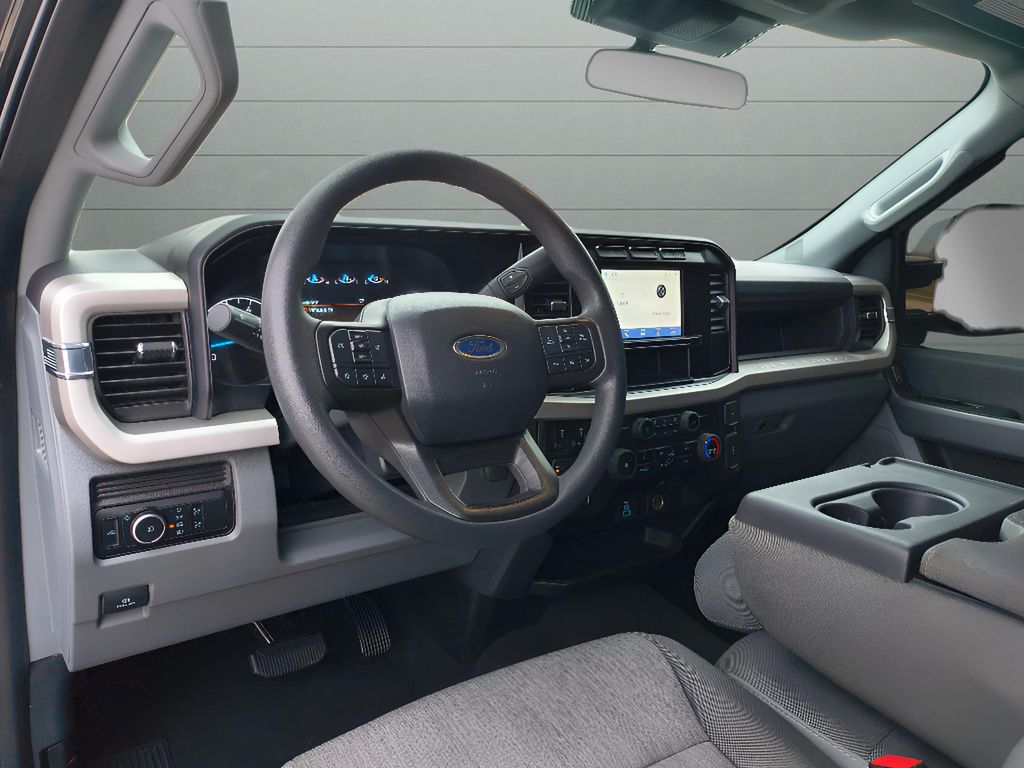 2024 Ford F-250 Super Duty - Agate Black Metallic exterior view 17