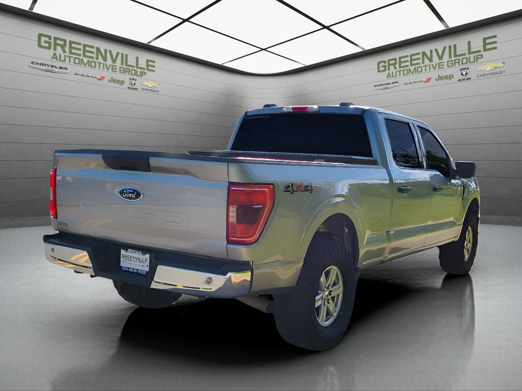 2023 Ford F-150 XLT 4WD SUPERCREW - Iconic Silver Metallic exterior view 5