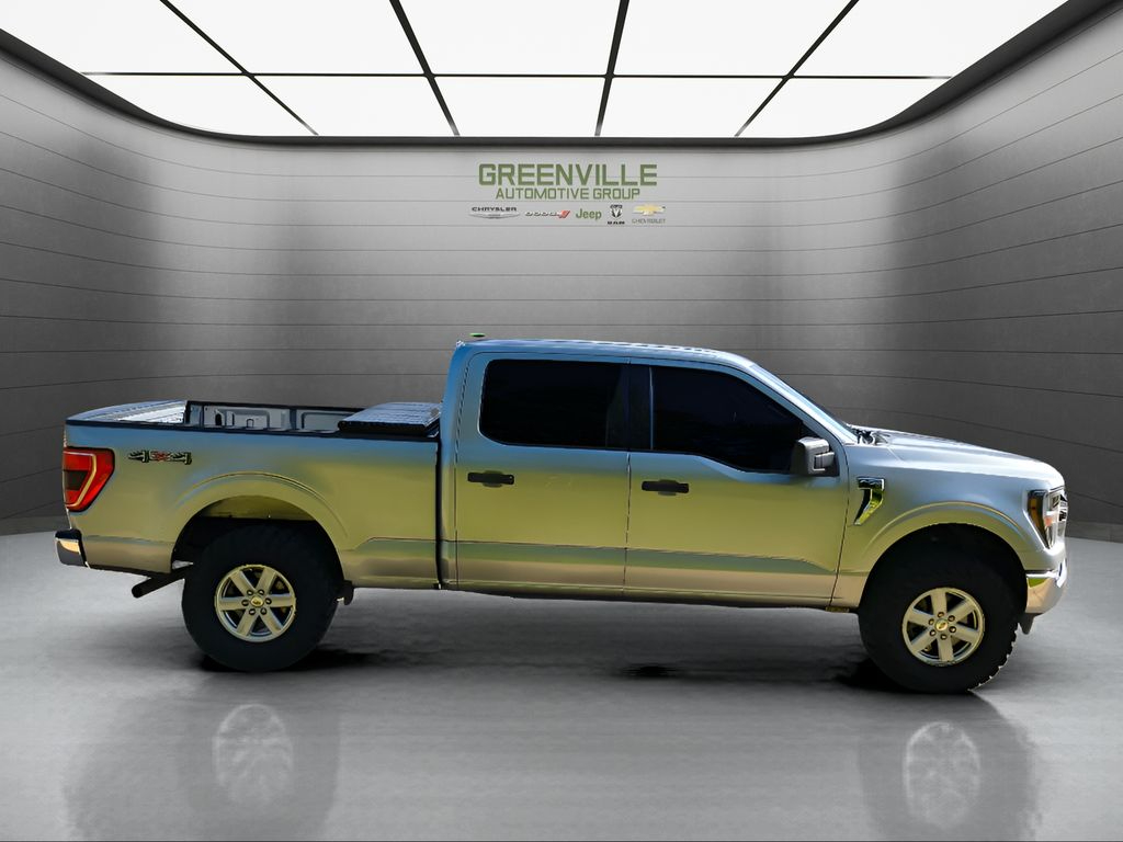 2023 Ford F-150 XLT 4WD SUPERCREW - Iconic Silver Metallic exterior view 6