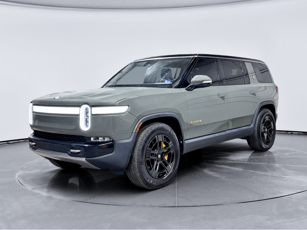 2023 Rivian R1S Adventure Quad-Motor Large Pack's photo