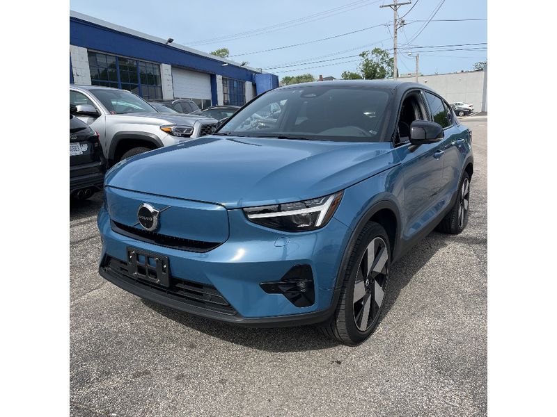 2022 Volvo C40 P8 Recharge Ultimate AWD's photo