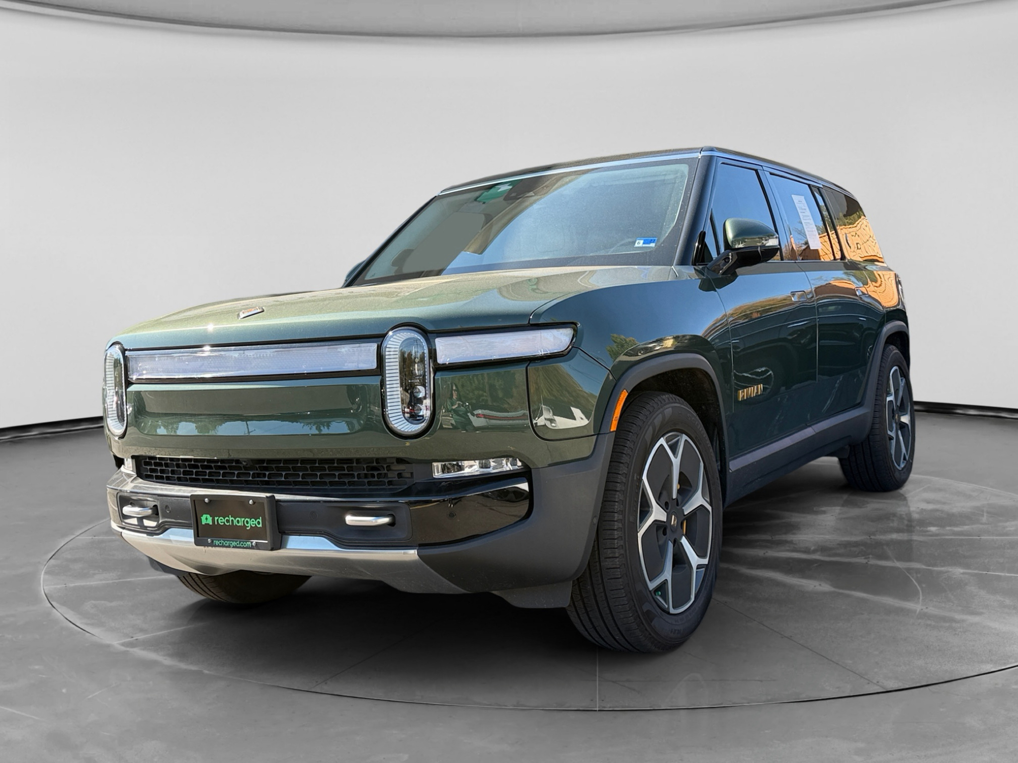 2023 Rivian R1S Adventure