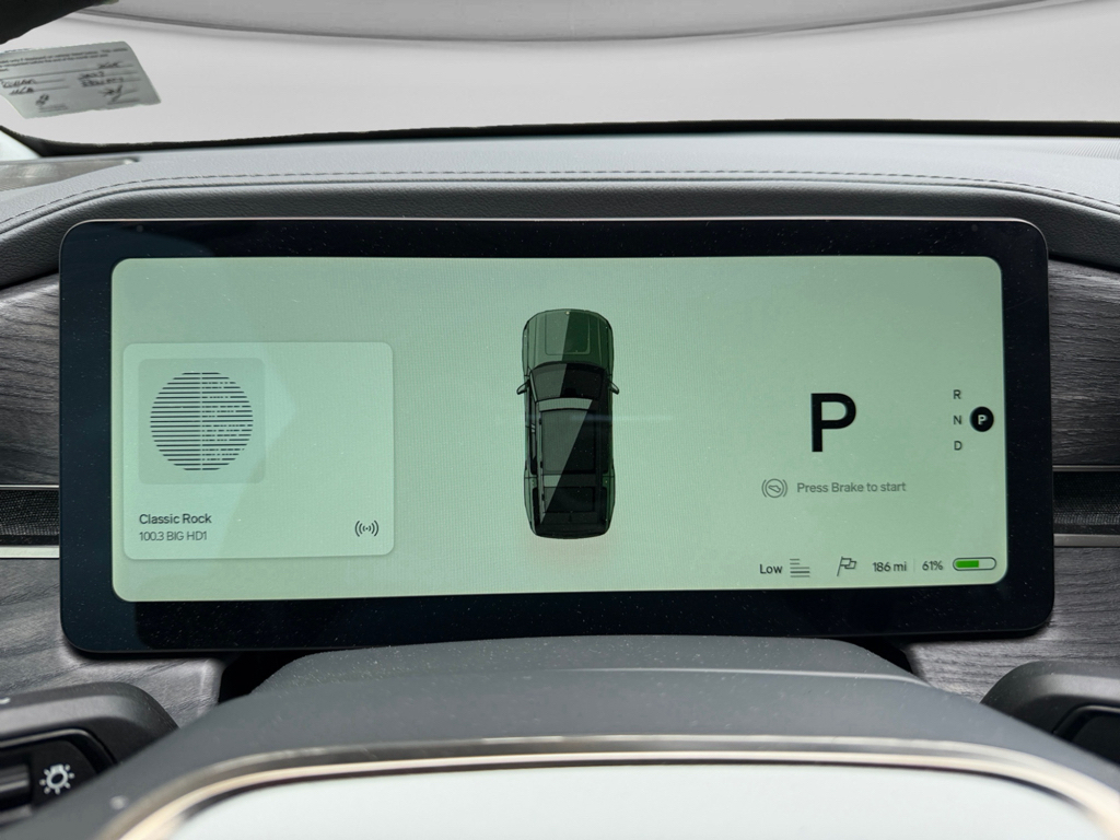 2023 Rivian R1S Adventure - Photo 12