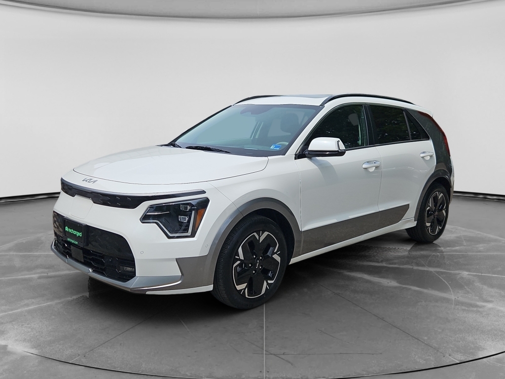2023 Kia Niro Wave EV's photo
