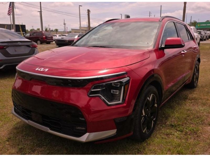 2023 Kia Niro Wave EV's photo