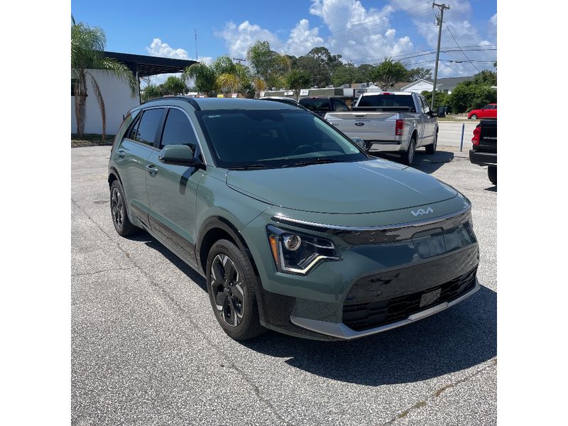 2023 Kia Niro Wind EV's photo