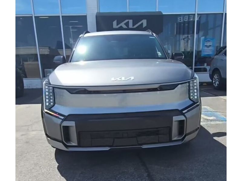 2024 Kia EV9 GT-Line AWD's photo